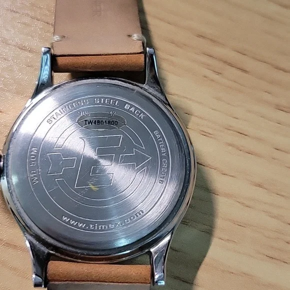 Watch - Picture 4 of 4